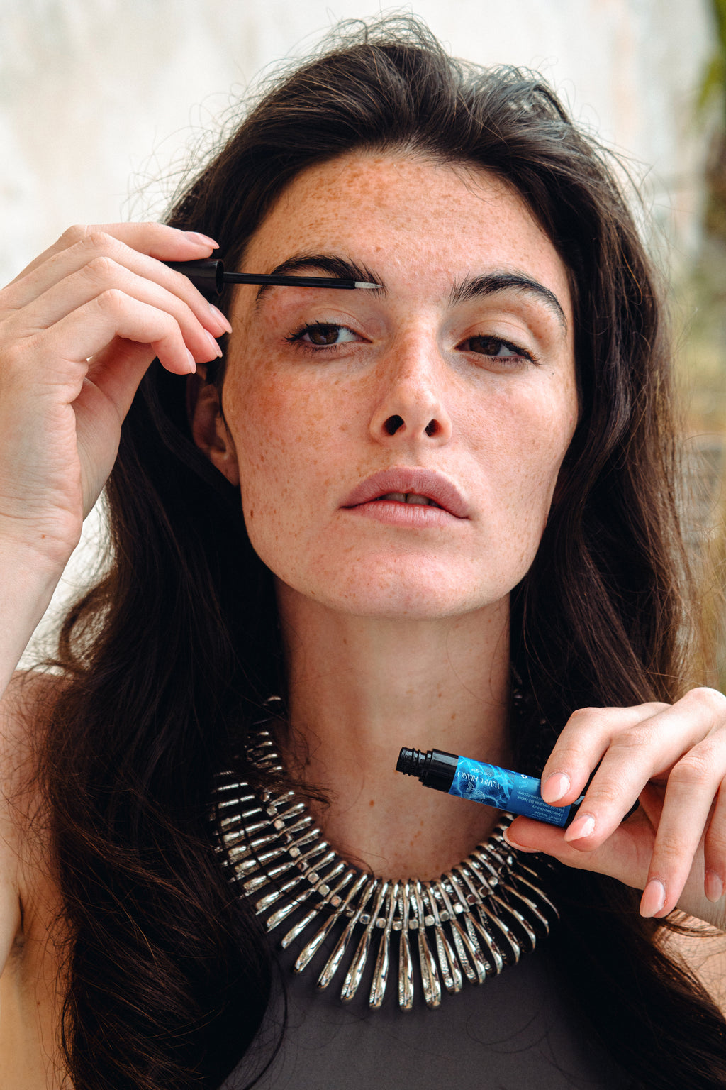 Gel Ciglia & Sopracciglia Volumizzante – Crescita Naturale & Forza | 6ml